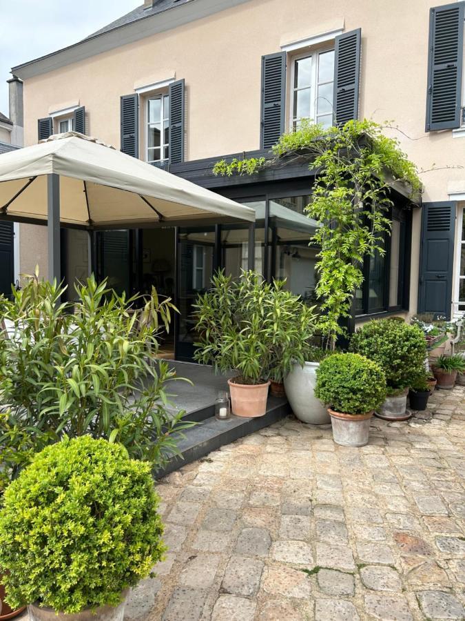 Le Jardin Cathedrale Bed and Breakfast Chartres Eksteriør billede